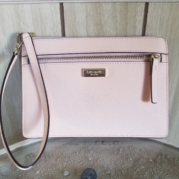 kate spade Handbags - Beautiful Soft Pink Kate Spade Wristlet Like New